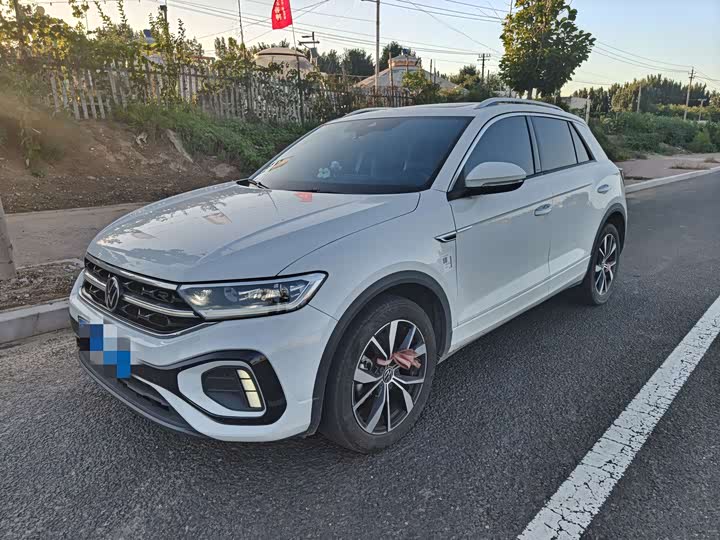 Volkswagen T-Roc, 2024 — купить в Санкт-Петербурге под ключ