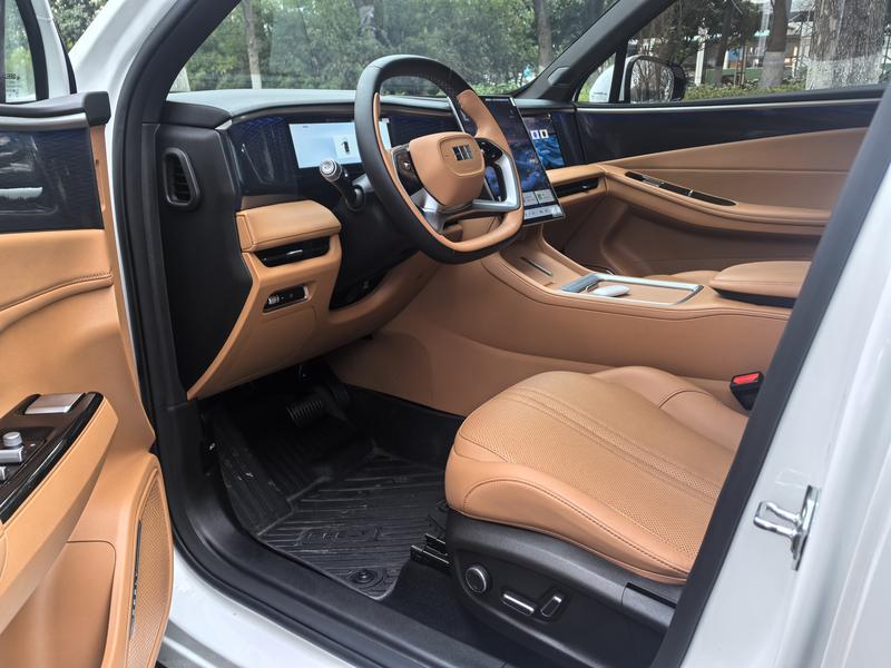 Geely Galaxy L7, 2024 — фото 6 из 9