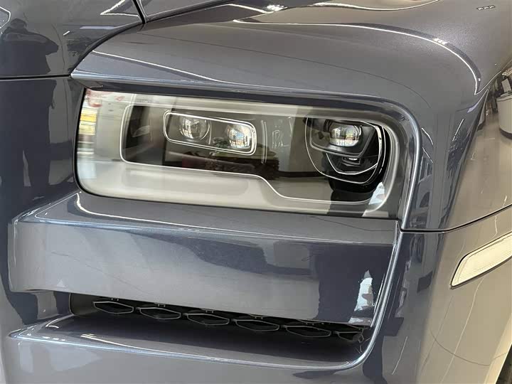Rolls-Royce Cullinan, 2022 — фото 4 из 9