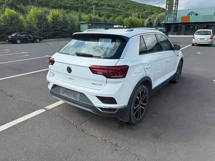 Volkswagen T-Roc, 2022 — фото 4 из 9