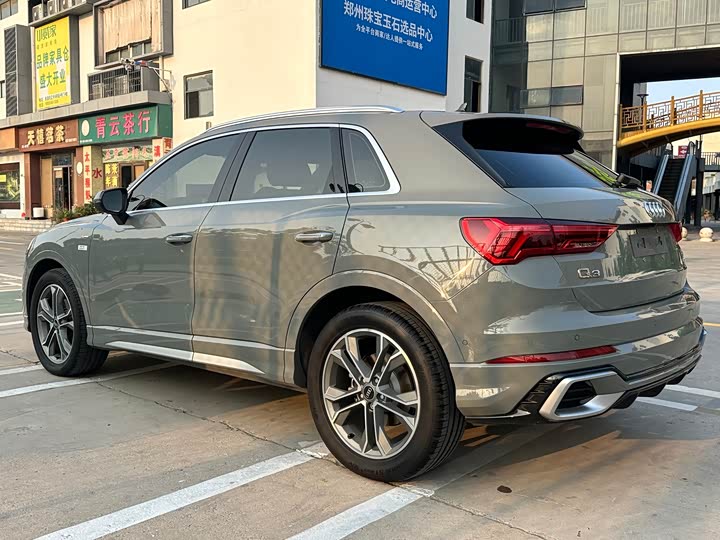 Audi Q3, 2023 — фото 8 из 9