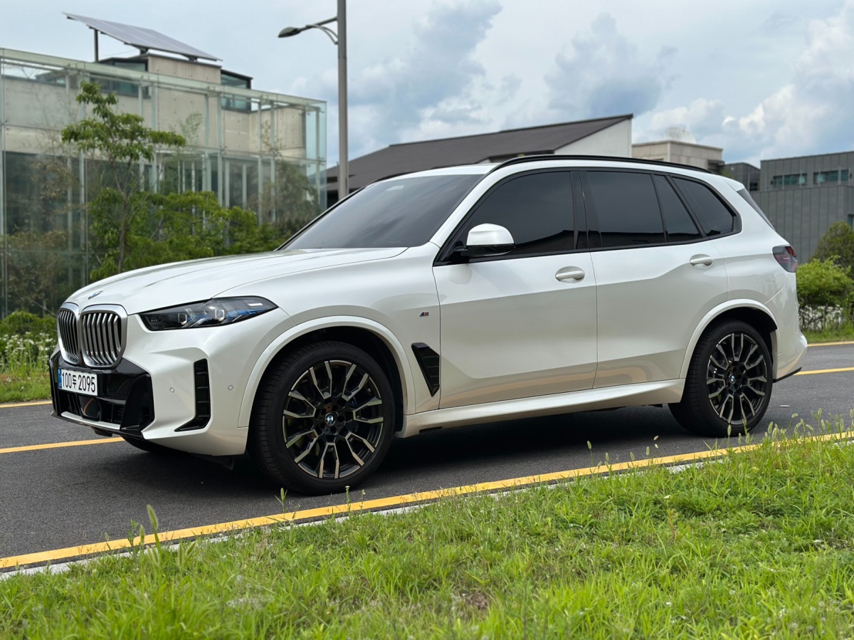 BMW X5, 2025 — купить в Костроме под ключ