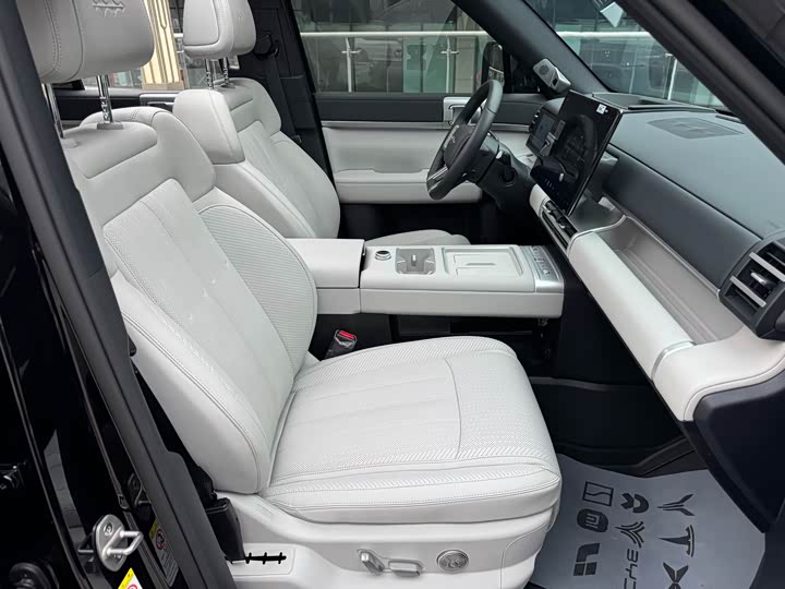 BYD FangChengBao Titanium 7 (Tai 7), 2025 — фото 8 из 9