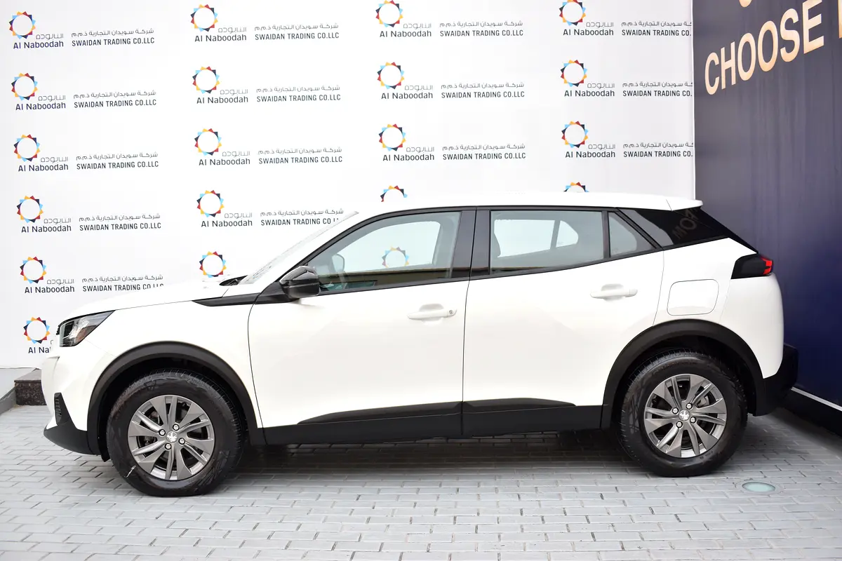 Peugeot 2008, 2023 — фото 3 из 10