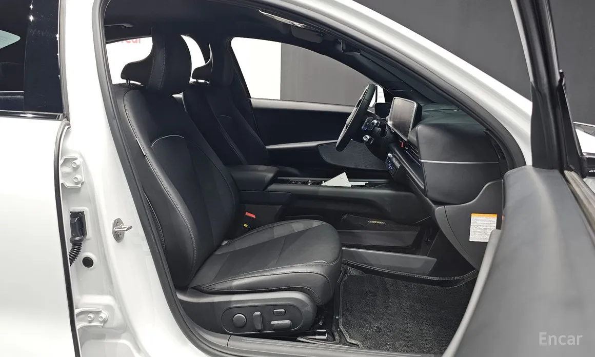 Hyundai Ioniq 6, 2023 — фото 10 из 12