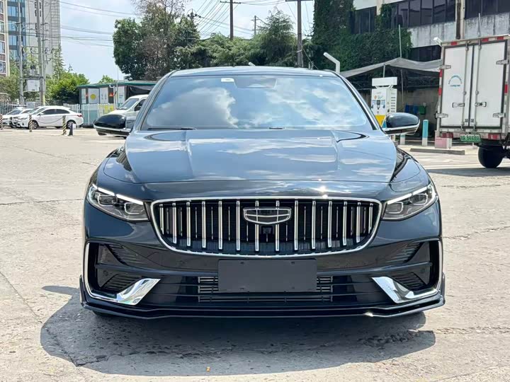 Geely Preface, 2025 — фото 3 из 9
