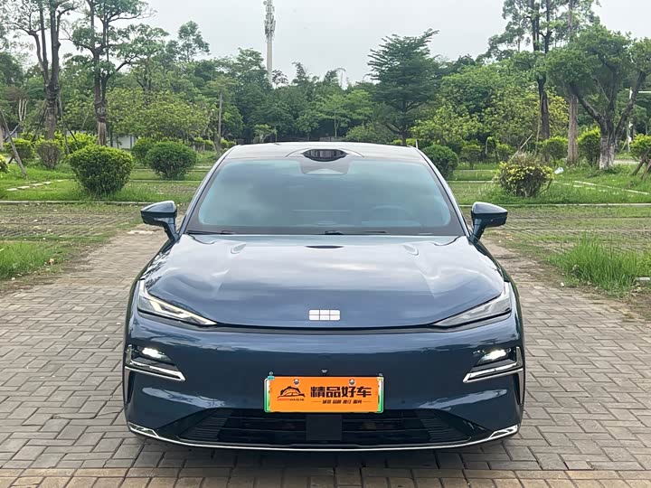 Geely Galaxy Starshine 8 EM-i, 2025 — фото 2 из 9