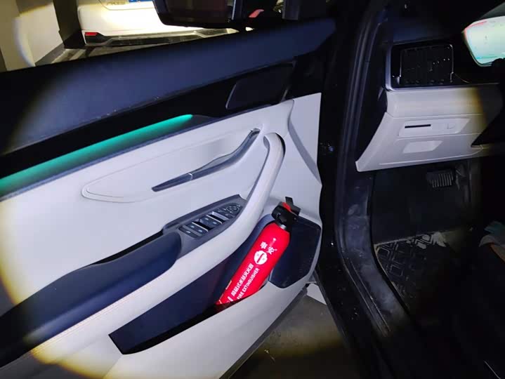 BYD Song Plus Hybrid/EV, 2023 — фото 7 из 9