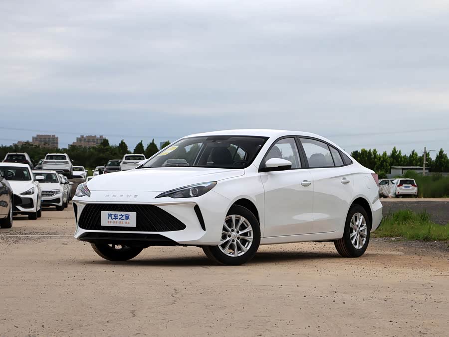 Roewe i5, 2026 — купить в Ярославле под ключ