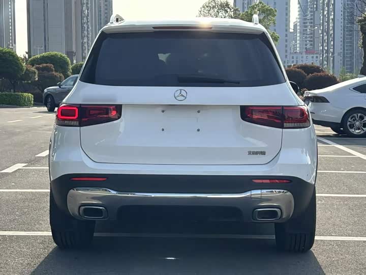 Mercedes-Benz GLB-Class, 2023 — фото 7 из 9