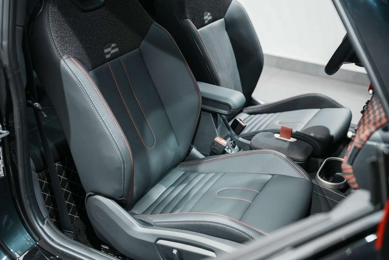Mini Mini JCW, 2025 — фото 10 из 12