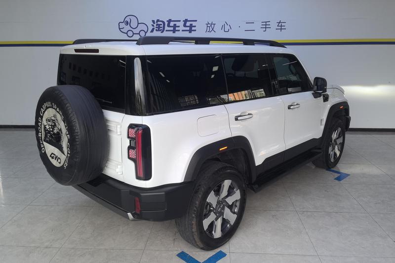 BAIC Beijing BJ40 Hybrid, 2025 — фото 3 из 12