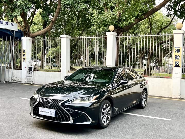 Lexus ES, 2023 — купить в Белгороде под ключ