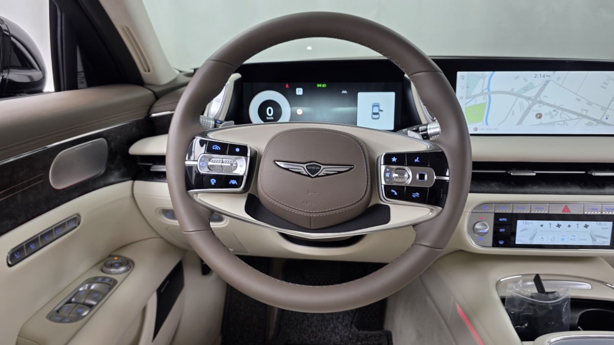 Genesis G90, 2023 — фото 12 из 12