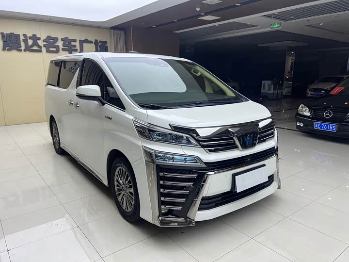 Toyota Vellfire, 2022 — фото 3 из 9
