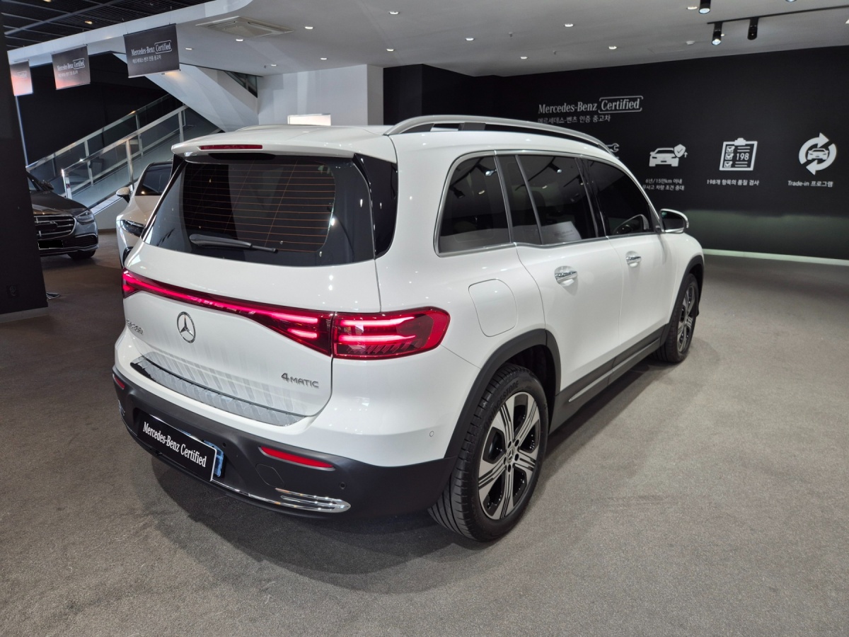 Mercedes-Benz EQB, 2026 — фото 2 из 12