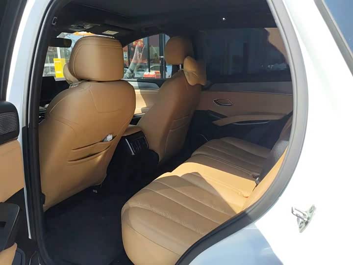 BYD Song L DM-i Hybrid, 2024 — фото 5 из 9