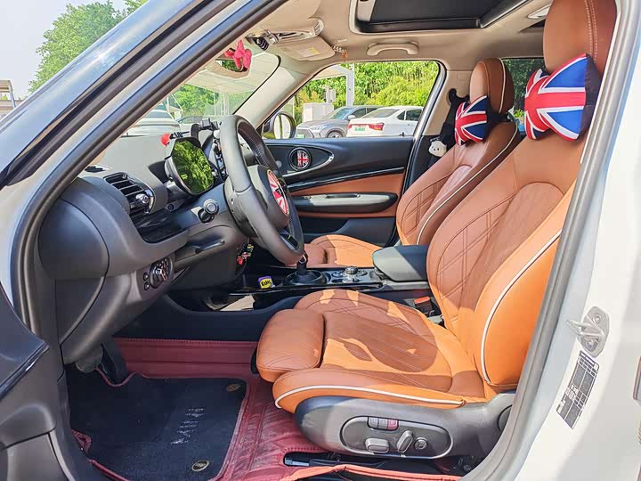 Mini Clubman, 2024 — фото 4 из 9