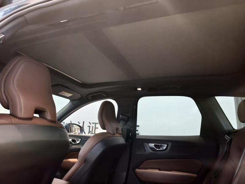 Volvo XC60, 2024 — фото 11 из 12