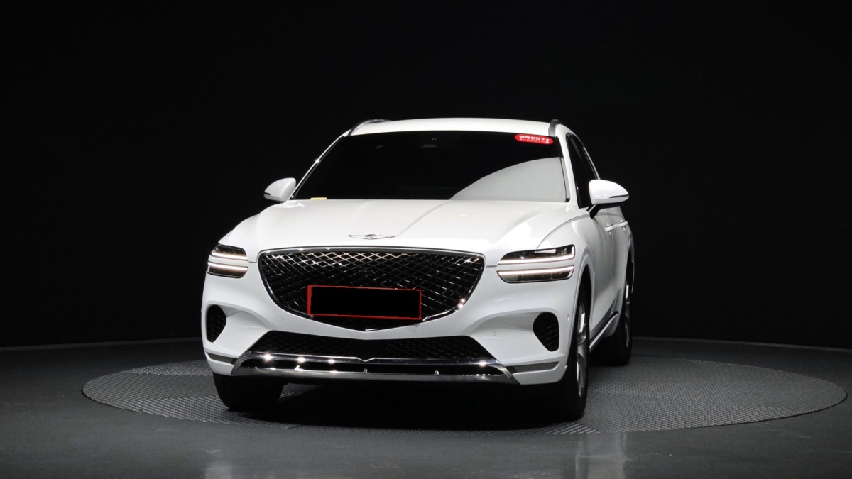 Genesis GV70, 2023 — фото 3 из 12