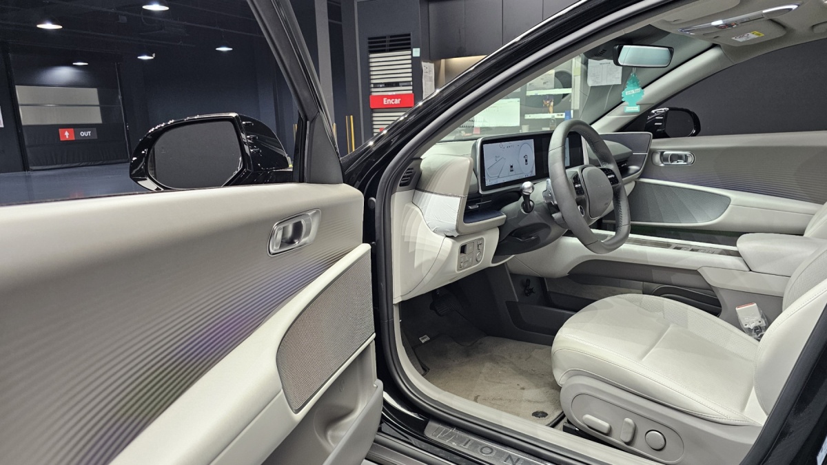 Hyundai Ioniq 6, 2023 — фото 10 из 12