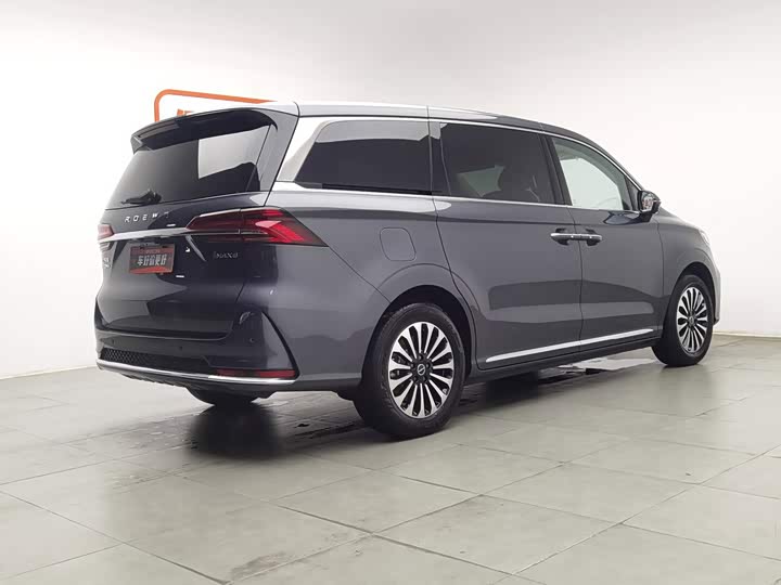 Roewe iMax 8 EV, 2026 — фото 2 из 9