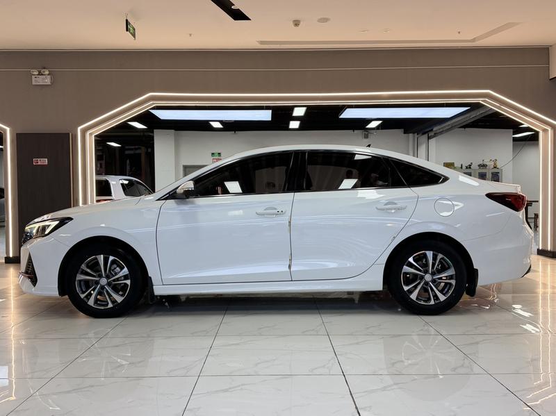 Changan Eado Plus, 2023 — фото 4 из 12