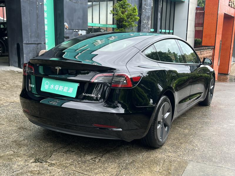 Tesla Model 3, 2023 — фото 7 из 11