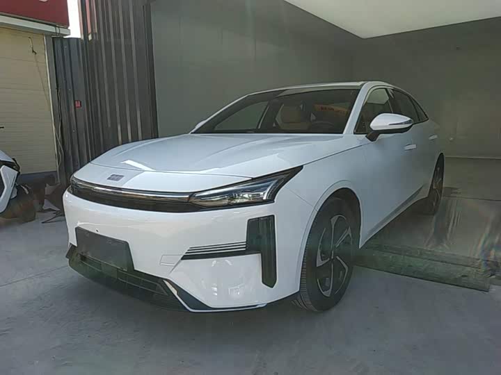 Geely Galaxy L6, 2024 — купить в Нижнем Новгороде под ключ