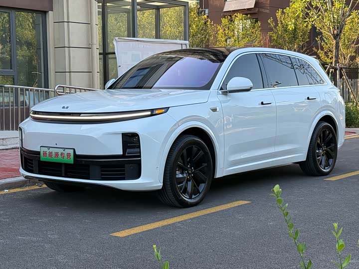 LiXiang L7, 2023 — купить в Санкт-Петербурге под ключ
