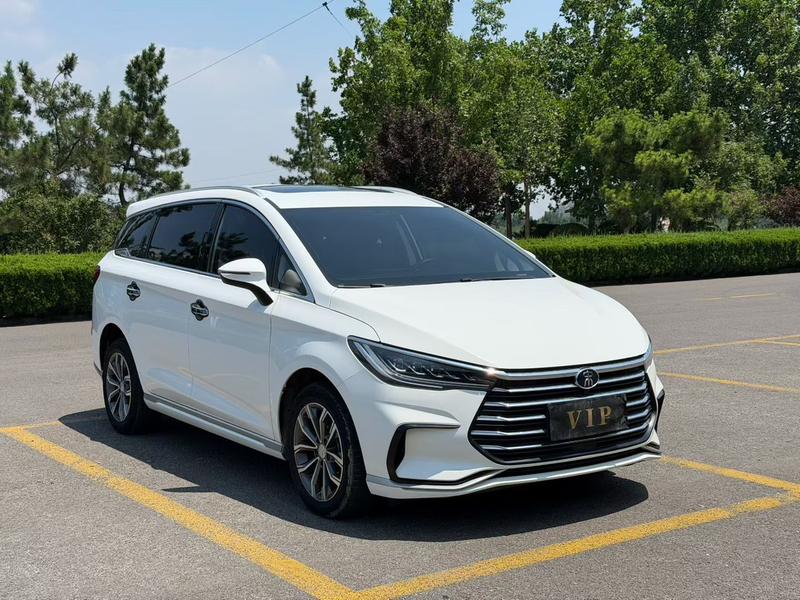 BYD Song Max, 2022 — фото 3 из 10