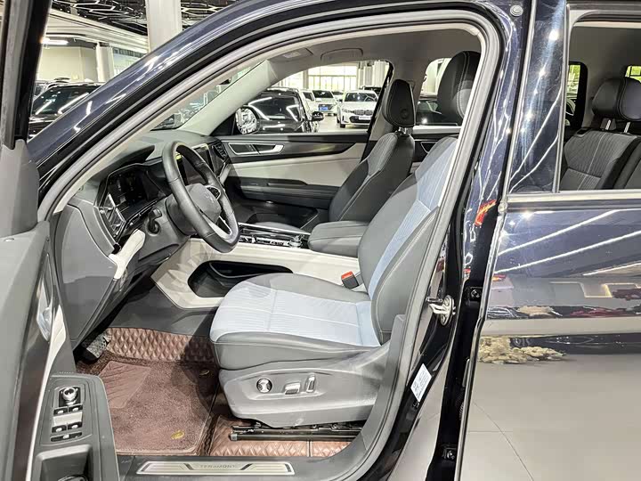 Volkswagen Teramont Pro, 2023 — фото 4 из 9
