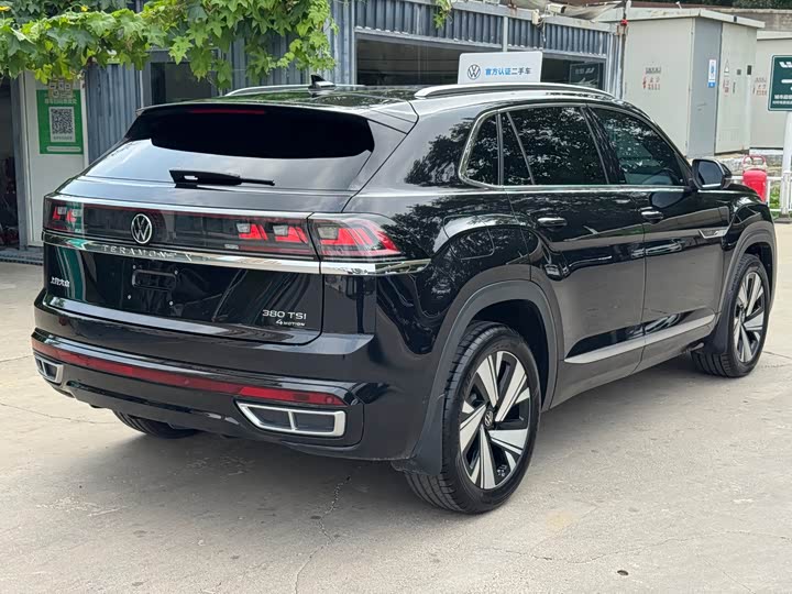 Volkswagen Teramont X, 2023 — фото 10 из 12