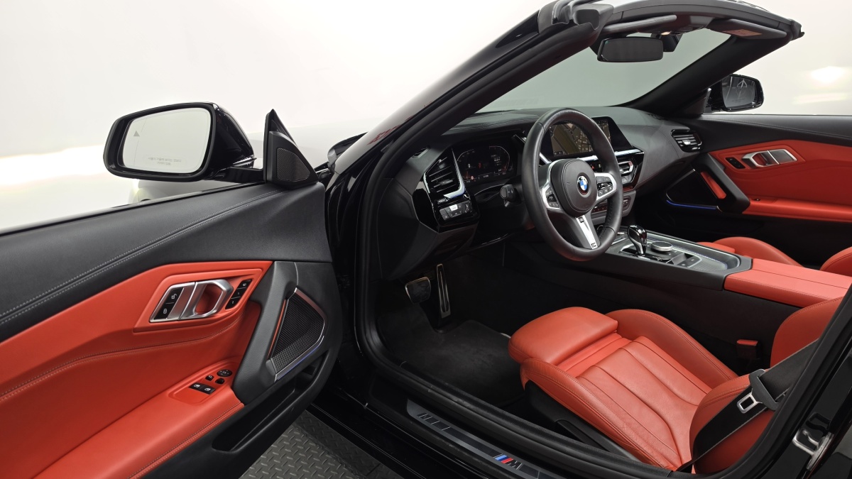 BMW Z4, 2023 — фото 9 из 12