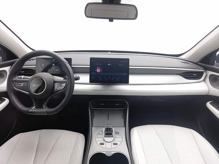 BYD Seal 05 DM-i Hybrid, 2025 — фото 5 из 9
