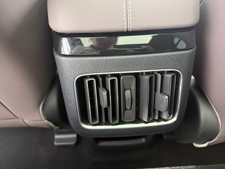 BYD Song Plus Hybrid/EV, 2024 — фото 8 из 9