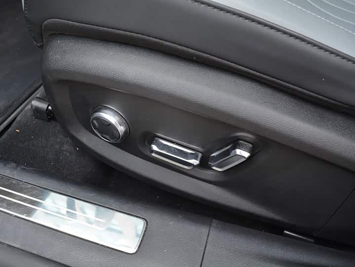 Geely Galaxy E8, 2024 — фото 9 из 9
