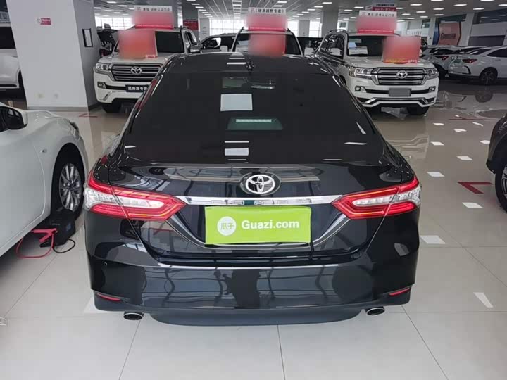 Toyota Camry, 2023 — фото 6 из 9