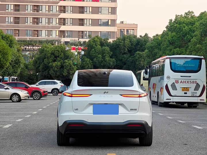 Nio Onvo L60, 2024 — фото 8 из 9