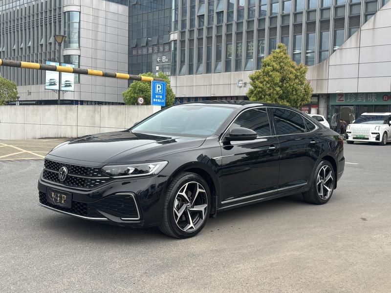 Volkswagen Passat, 2023 — купить в Ижевске под ключ