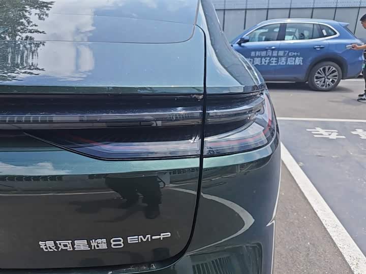 Geely Galaxy Starshine 8 EM-i, 2025 — фото 8 из 9