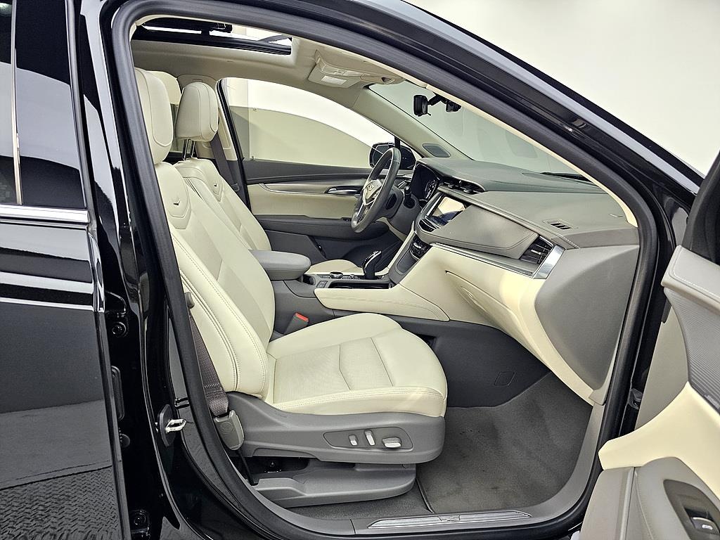 Cadillac XT5, 2023 — фото 10 из 12