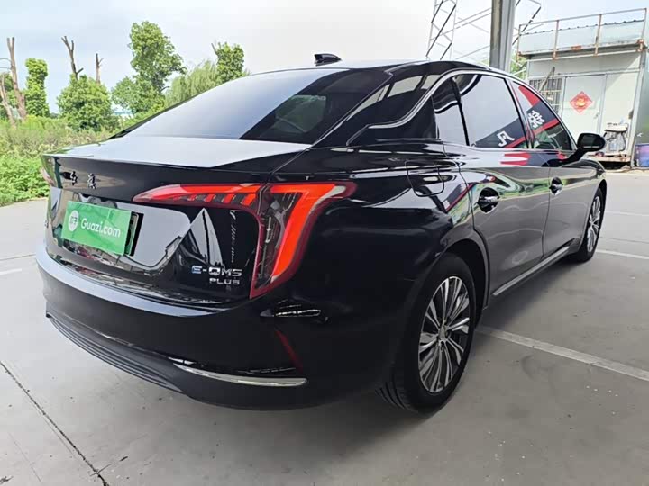 Hongqi E-QM5, 2023 — фото 7 из 9
