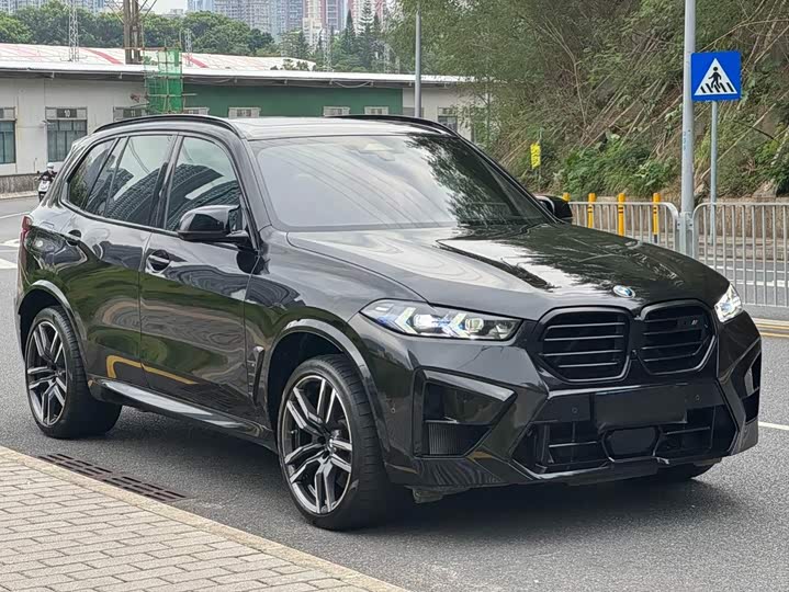 BMW X5 M, 2024 — фото 3 из 9