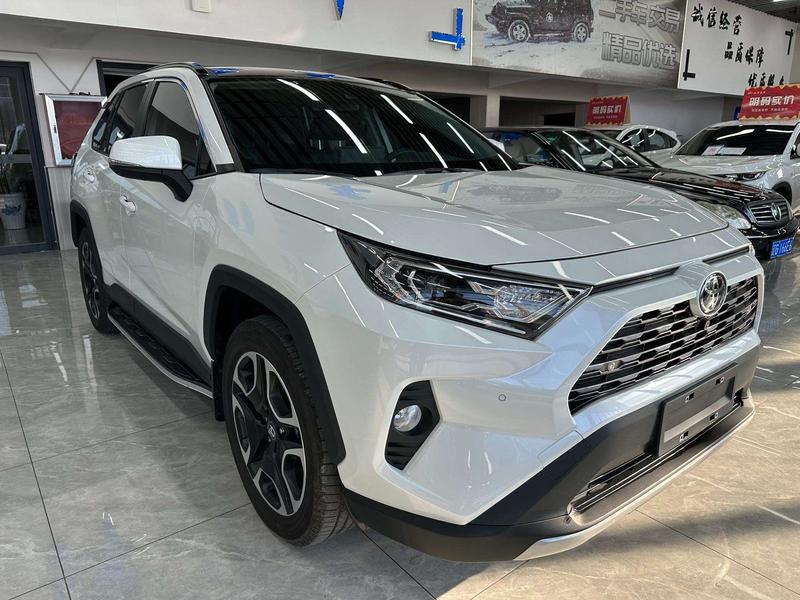 Toyota RAV4, 2022 — фото 3 из 12