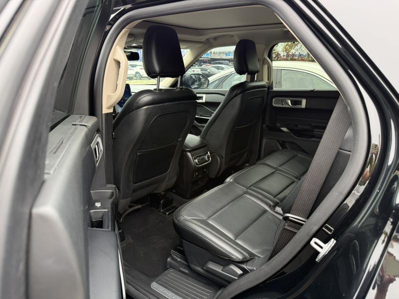 Ford Explorer, 2021 — фото 8 из 9