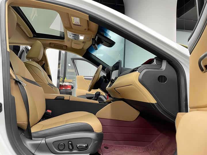 Lexus ES, 2025 — фото 7 из 9