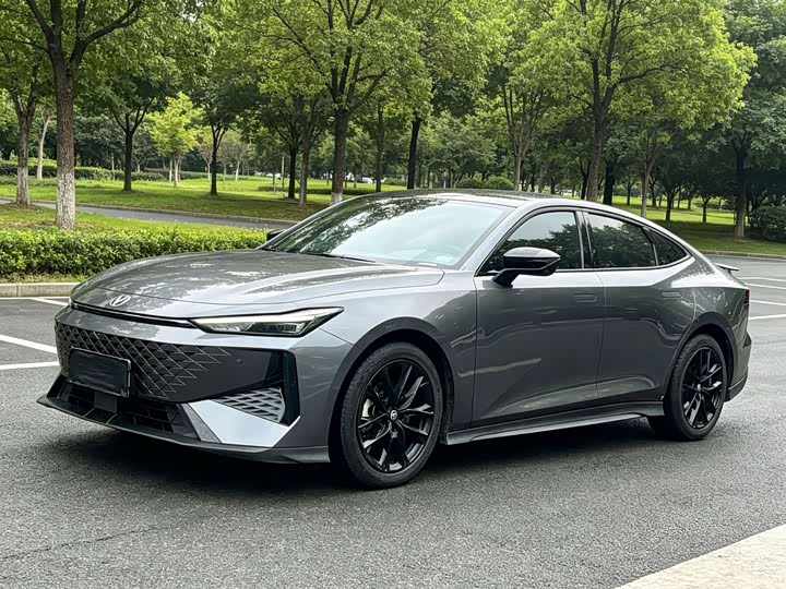 Changan UNI-V, 2023 — купить в Нижнем Новгороде под ключ