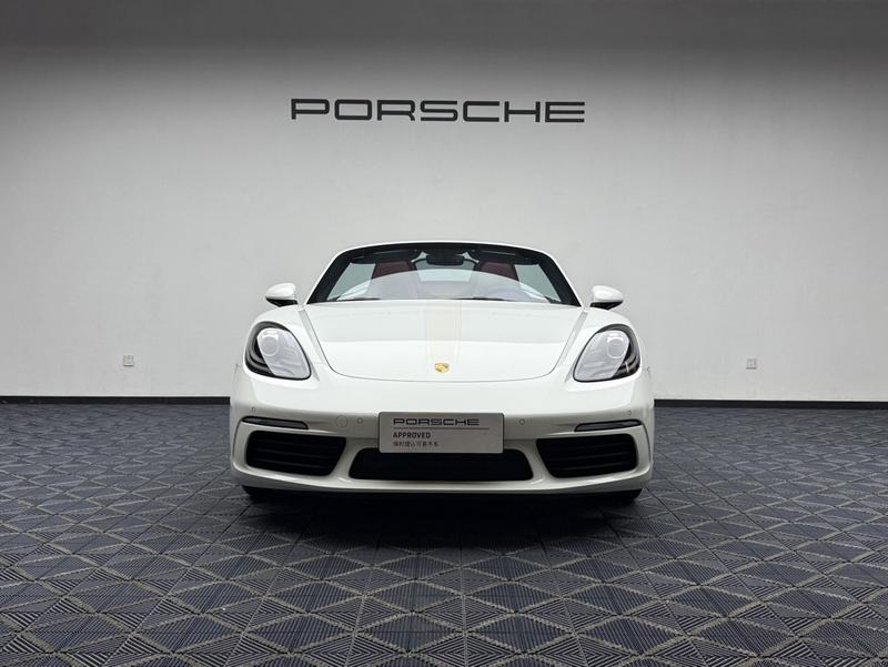 Porsche 718, 2025 — фото 2 из 12