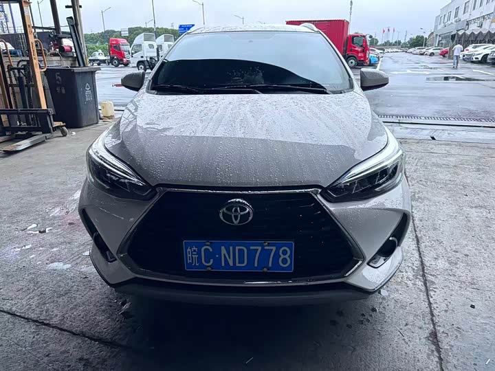 Toyota Yaris L Hatchback, 2022 — фото 2 из 9